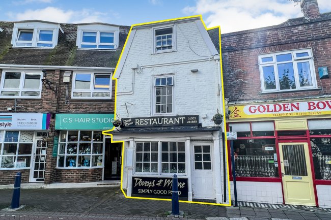 22 High Street, Hythe, CT21 5AT 3