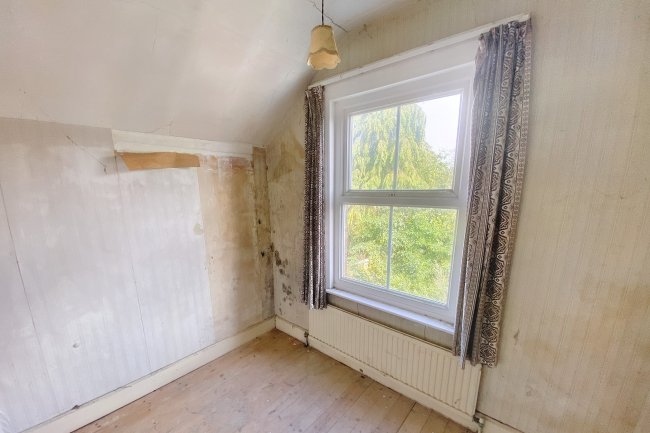 73 Albert Road, Wellingborough, Northamptonshire, NN8 1EL 4