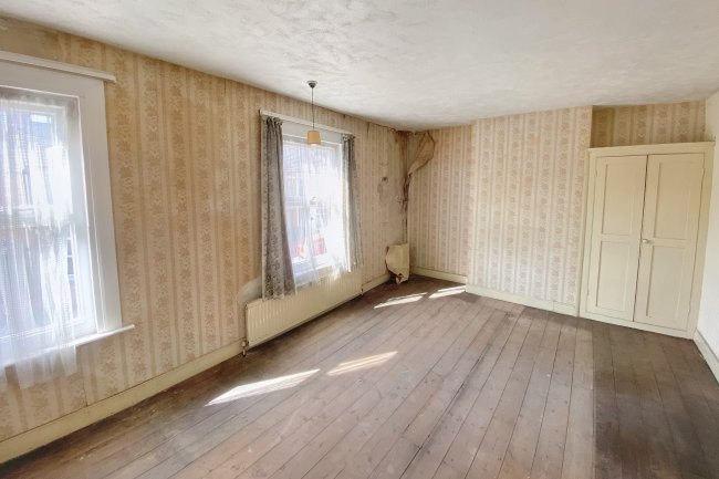 73 Albert Road, Wellingborough, Northamptonshire, NN8 1EL 4