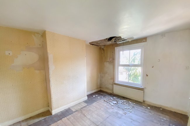 73 Albert Road, Wellingborough, Northamptonshire, NN8 1EL 4