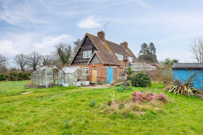 2 Signpost Field, Three Elm Lane, Tonbridge TN11 0BH 10