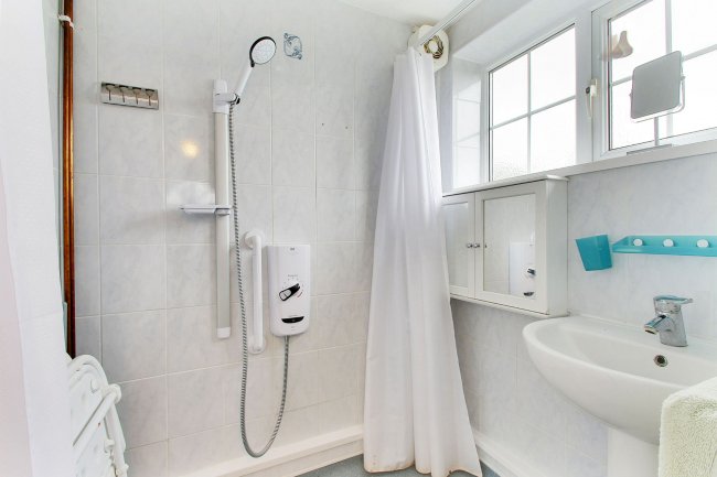 2 Signpost Field, Three Elm Lane, Tonbridge TN11 0BH 10