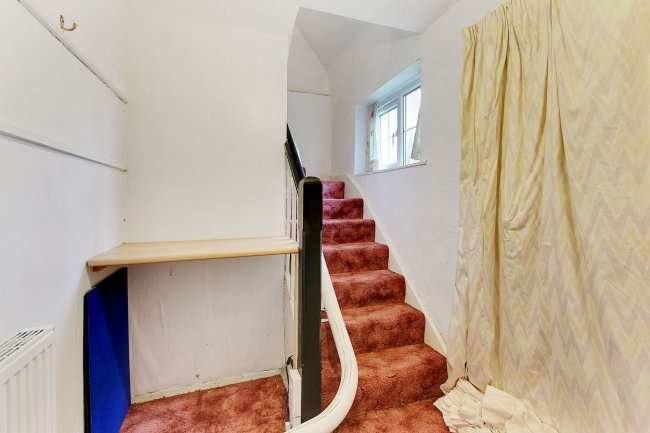 2 Signpost Field, Three Elm Lane, Tonbridge TN11 0BH 10