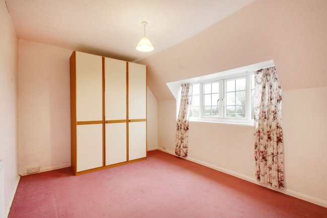 2 Signpost Field, Three Elm Lane, Tonbridge TN11 0BH 10