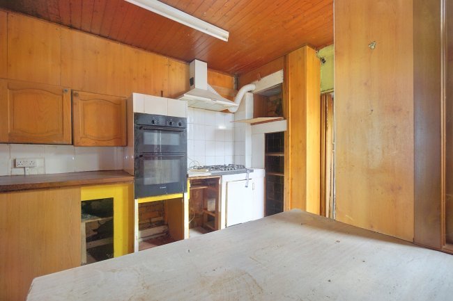 204 Bath Road, Brislington, Bristol BS4 3EQ 5