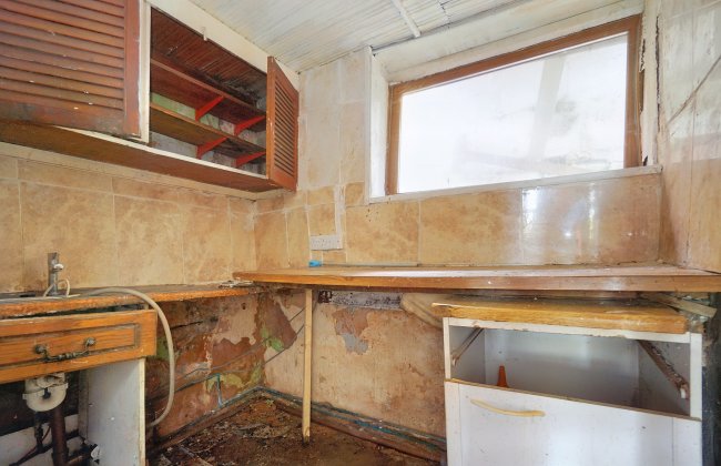 204 Bath Road, Brislington, Bristol BS4 3EQ 5