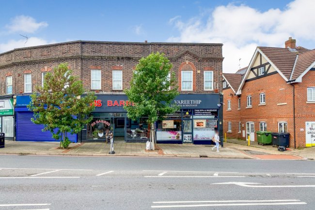 7-9 Cheam Common Road, Worcester Park KT4 8TL 9