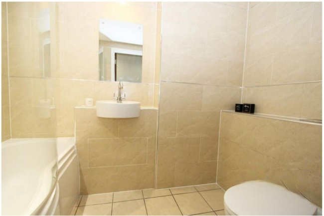 Apartment 208, The Gatehaus, Leeds Road, Bradford, West Yorkshire, BD1 5BL 8