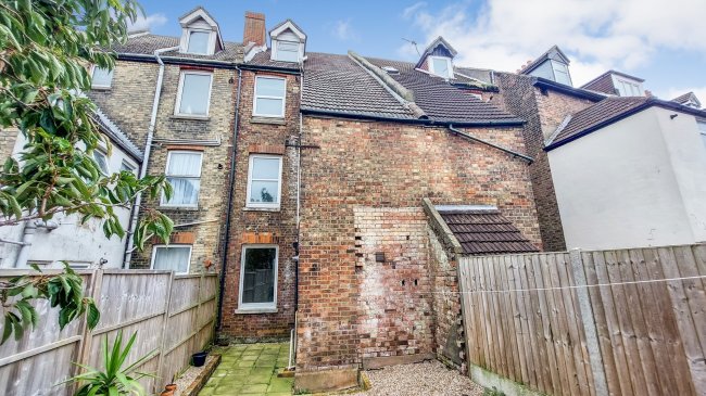 8 Broadmead Road, Folkestone, Kent, CT19 5AN 2