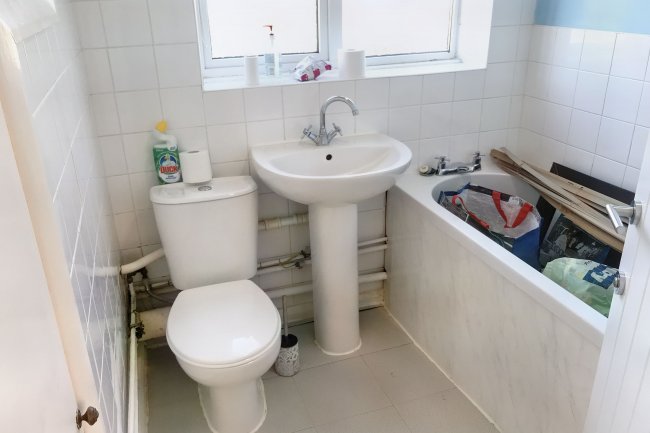 15 Tamar Rise, Chelmsford, Essex, CM1 7QL 4