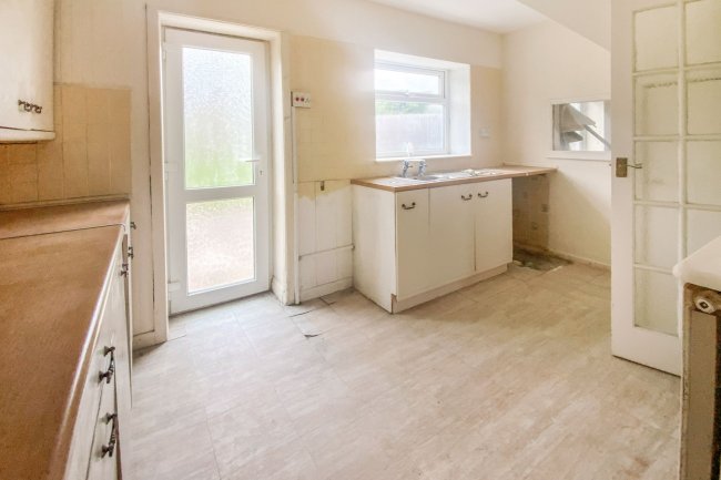 33 Crosslands, Sticklepath, Barnstaple, EX31 2HP 4