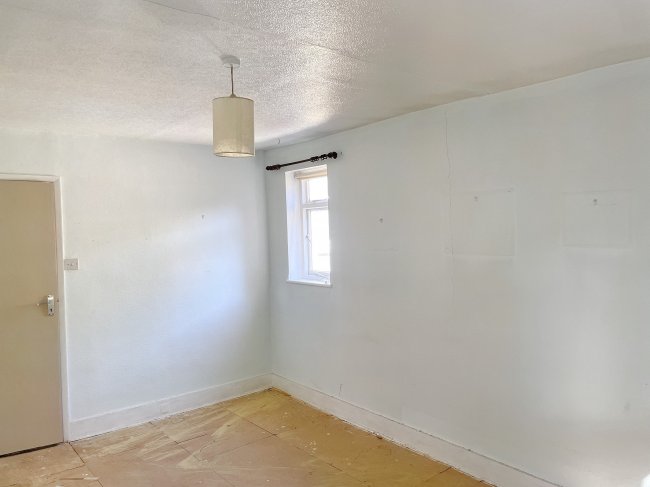 37 Priolo Road, Charlton, London, SE7 7PU 7