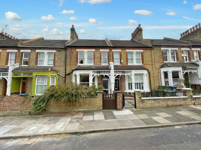 37 Priolo Road, Charlton, London, SE7 7PU 7