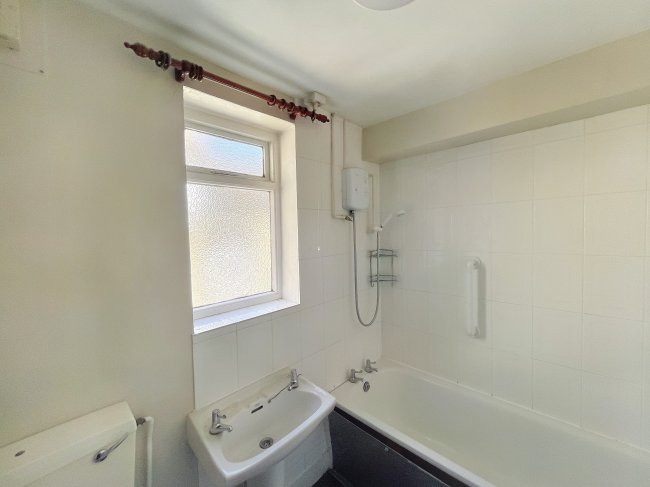 37 Priolo Road, Charlton, London, SE7 7PU 7