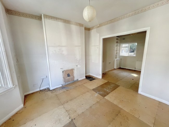 37 Priolo Road, Charlton, London, SE7 7PU 7