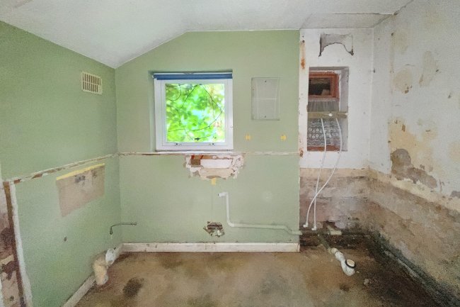 43 Arthur Street, Luton, Bedfordshire, LU1 3SG 6