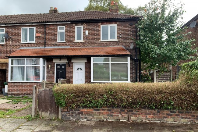 16 Bradburn Street, Eccles, Manchester, Lancashire, M30 0UB 5