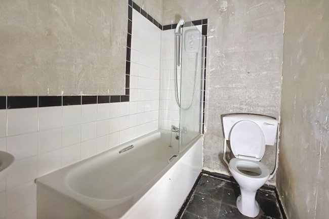 46 Northcote Street, South Shields, Tyne and Wear, NE33 4DJ 3