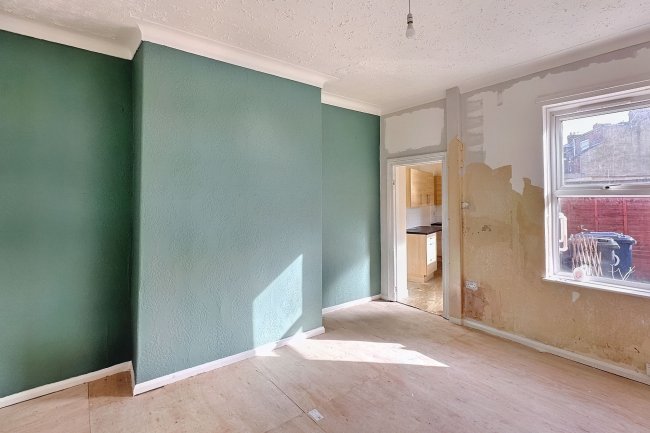 46 Northcote Street, South Shields, Tyne and Wear, NE33 4DJ 3