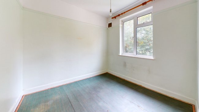 36 Deer Park Gardens, Mitcham, Surrey, CR4 4DY 10