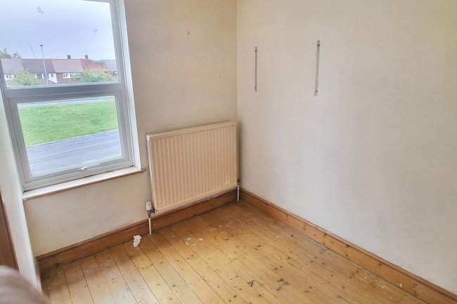 76 Organ Hall Road, Borehamwood, Hertfordshire, WD6 4TJ 5