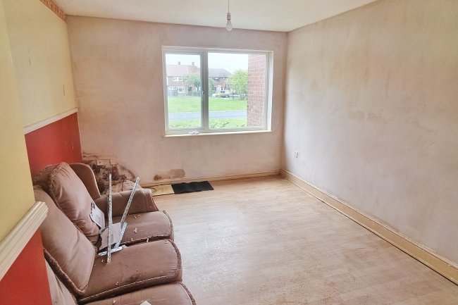 76 Organ Hall Road, Borehamwood, Hertfordshire, WD6 4TJ 5