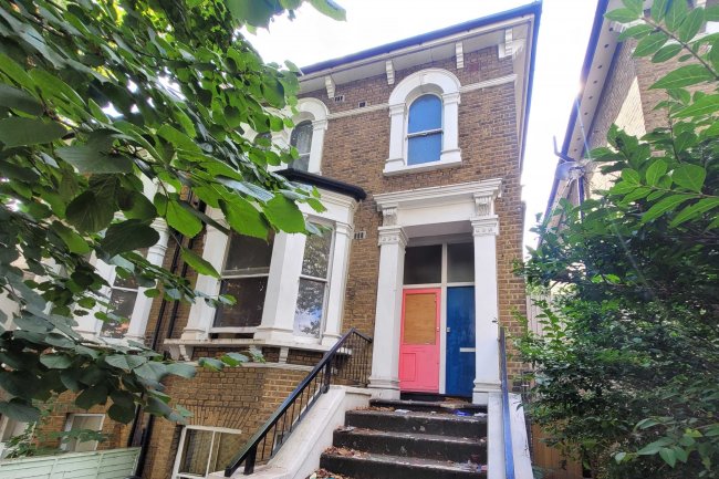 Flat B, 527 Chiswick High Road, Chiswick, London W4 3AY 5