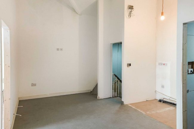 14 Hargreaves Street, Burnley, BB11 1DZ 4