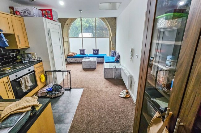 Flat 24 Station House Station Road, Batley, West Yorkshire, WF17 5SP 2