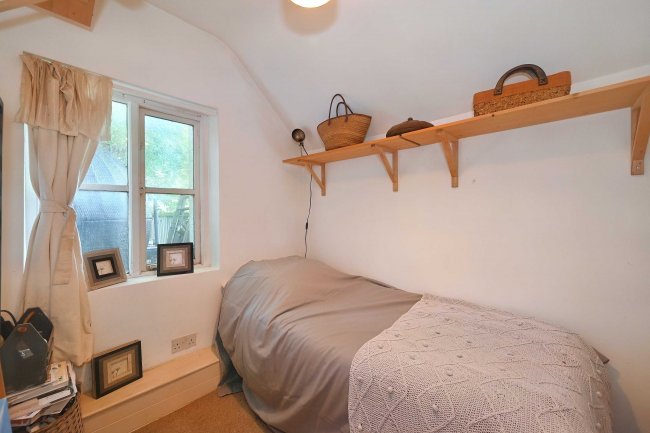 1 Bath Road Cottages, Bath Road, Hare Hatch, Reading, RG10 9SL 6