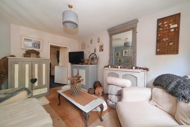 1 Bath Road Cottages, Bath Road, Hare Hatch, Reading, RG10 9SL 6