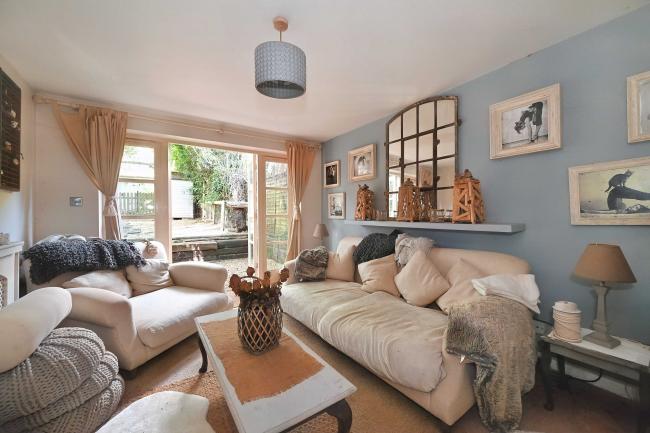 1 Bath Road Cottages, Bath Road, Hare Hatch, Reading, RG10 9SL 6