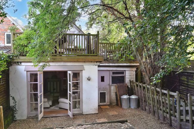 1 Bath Road Cottages, Bath Road, Hare Hatch, Reading, RG10 9SL 6