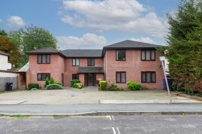 Moor House, 13-14 Horsell Moor, Woking, GU21 4NH 2