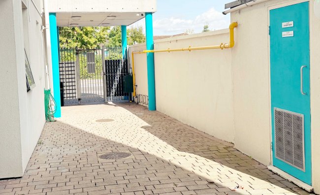 Malden Hall, 240 Burlington Rd, New Malden, KT3 4NN 4