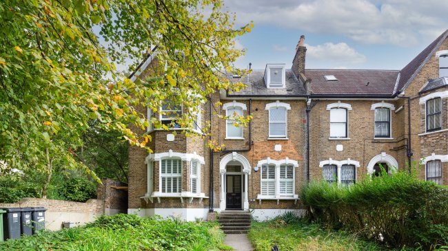 Flat 81c Wickham Road, Brockley, London, SE4 1NH 7