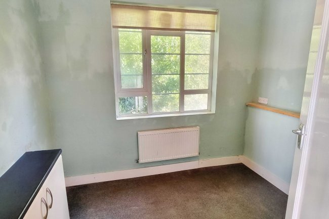 10 Nether Close, Finchley, London, N3 1AA 3