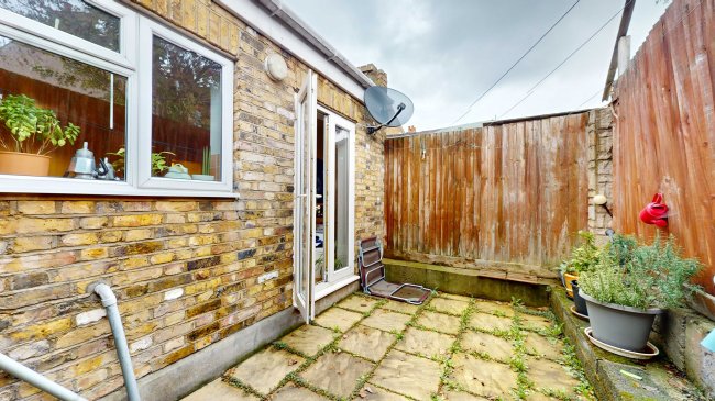 66-68 Brockley Rise, Honor Oak, London, SE23 1LN 2