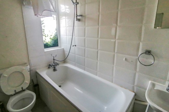 Coombe House, Langley Hill, Kings Langley,
WD4 9HG
 10