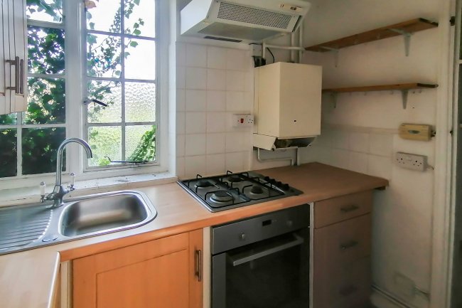 Coombe House, Langley Hill, Kings Langley,
WD4 9HG
 10