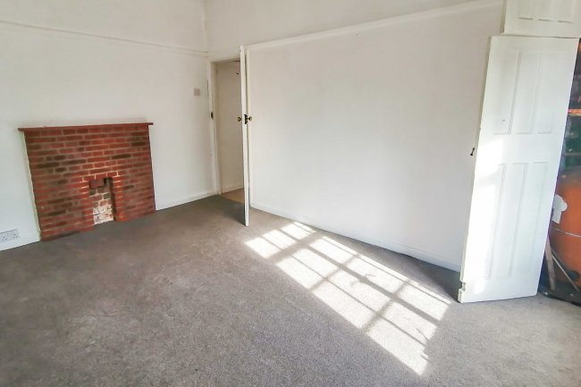 Coombe House, Langley Hill, Kings Langley,
WD4 9HG
 10