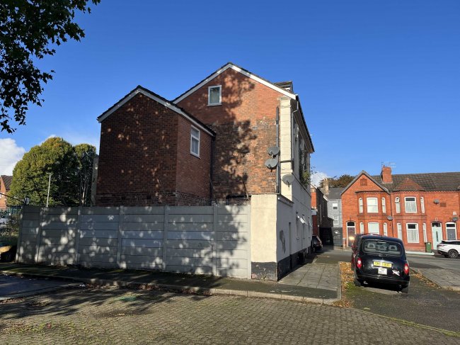 Flats 1-5, 77-79 Westbourne Road, Prenton, Birkenhead , CH43 4TF 10