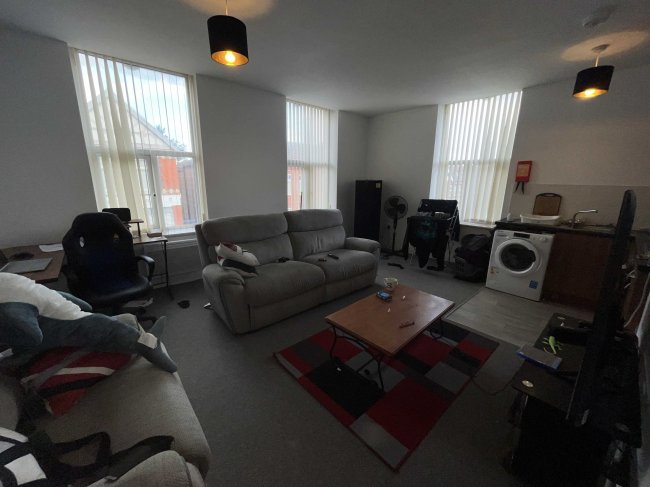 Flats 1-5, 77-79 Westbourne Road, Prenton, Birkenhead , CH43 4TF 10