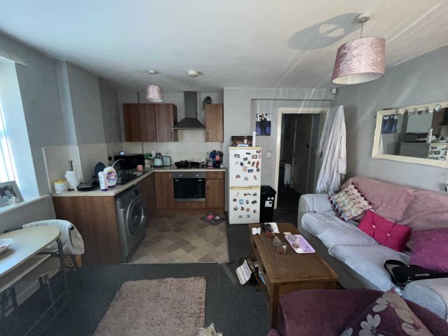 Flats 1-5, 77-79 Westbourne Road, Prenton, Birkenhead , CH43 4TF 10