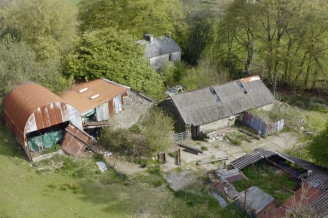 Tynywaun, Ffarmers, Llanwrda, SA19 8EX 5