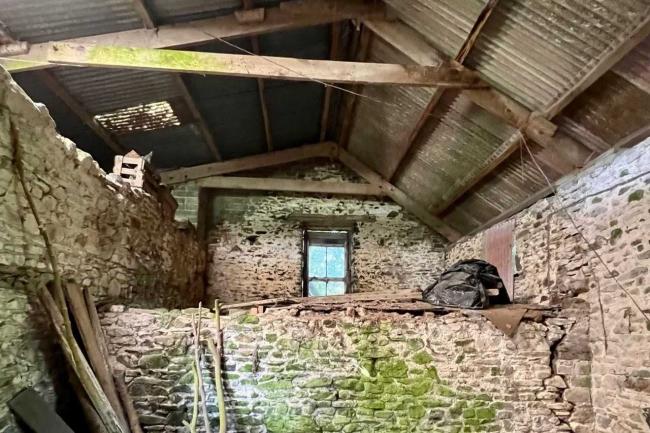 Tynywaun, Ffarmers, Llanwrda, SA19 8EX 5