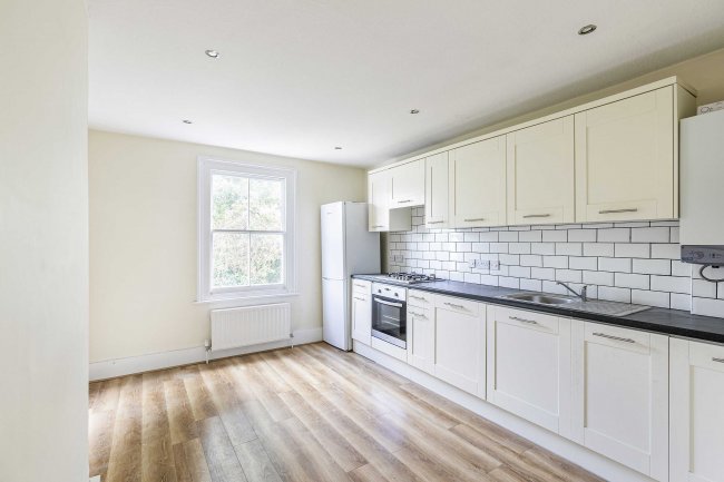 140 Victoria Road, London, NW6 6QB 10