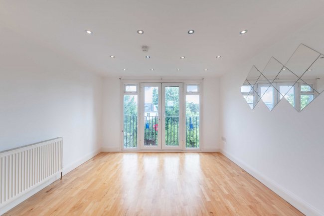 3 Sneyd Road, Cricklewood, London, NW2 6AL 7