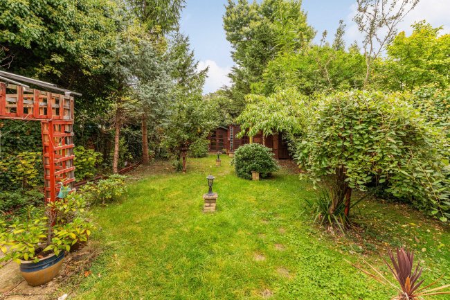 3 Sneyd Road, Cricklewood, London, NW2 6AL 7