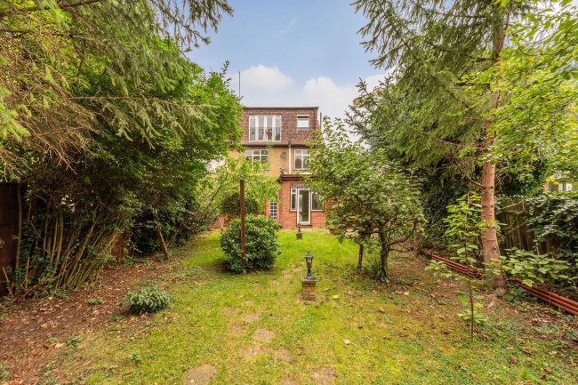 3 Sneyd Road, Cricklewood, London, NW2 6AL 7